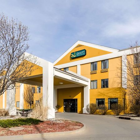 Quality Inn & Suites Manhattan Ngoại thất bức ảnh