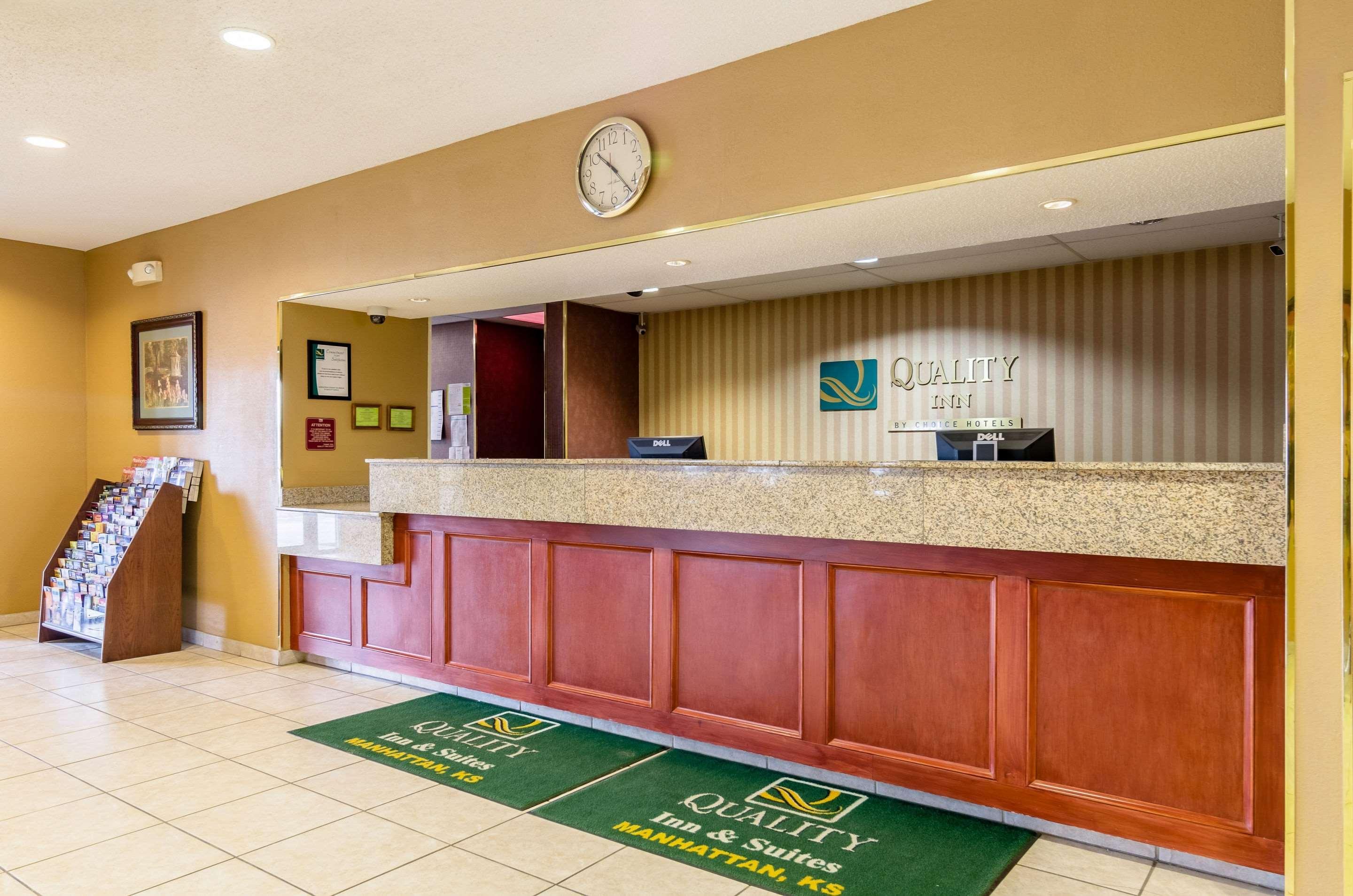Quality Inn & Suites Manhattan Ngoại thất bức ảnh