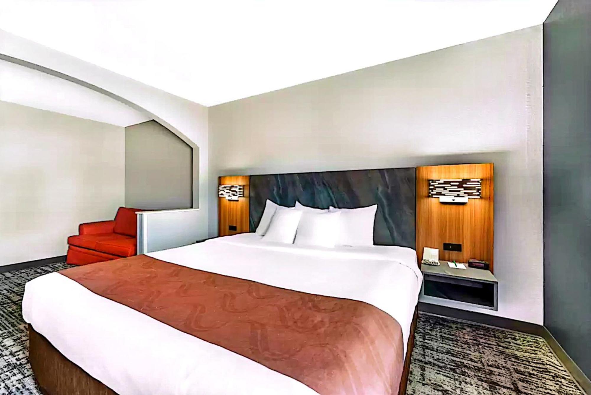 Quality Inn & Suites Manhattan Ngoại thất bức ảnh
