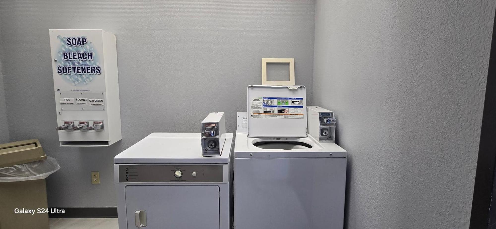 Quality Inn & Suites Manhattan Ngoại thất bức ảnh