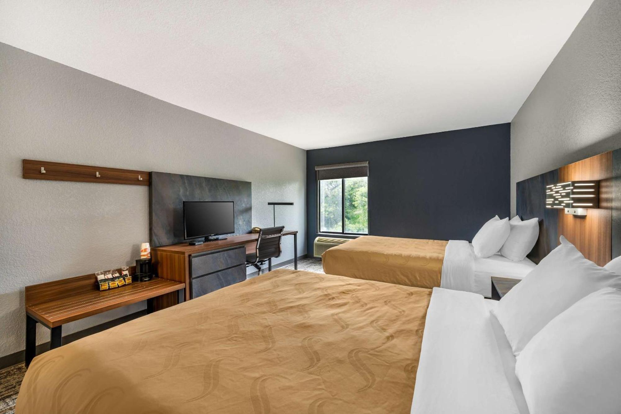 Quality Inn & Suites Manhattan Ngoại thất bức ảnh