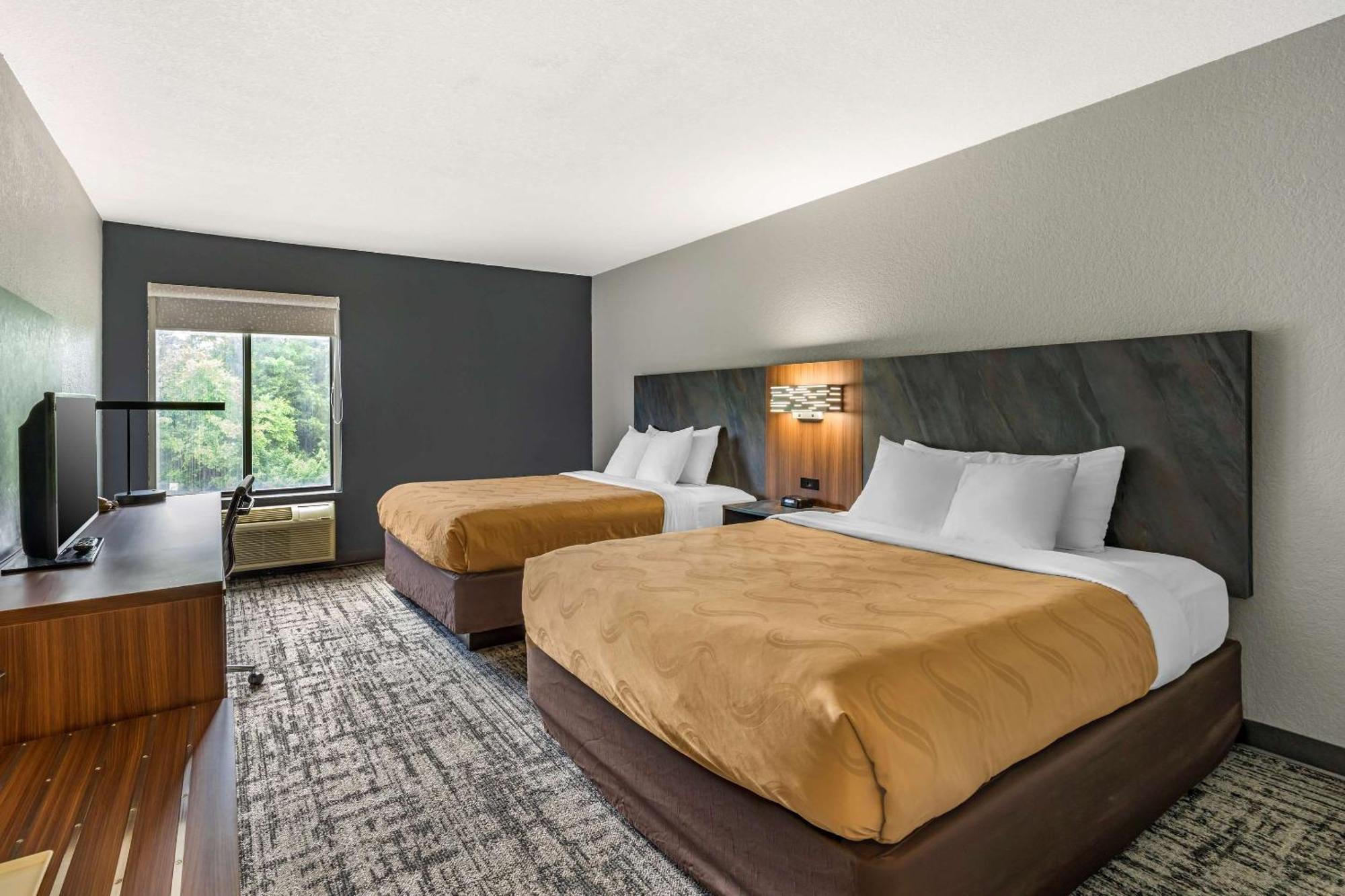 Quality Inn & Suites Manhattan Ngoại thất bức ảnh